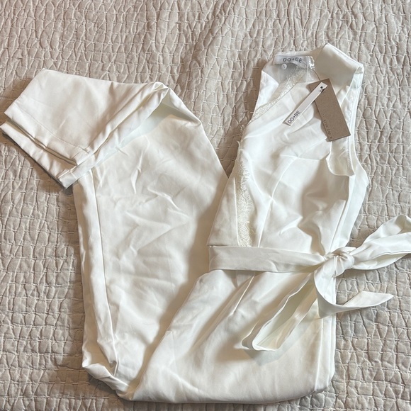 DO+BE Ivory Sleeveless Jumpsuit - Picture 2 of 5